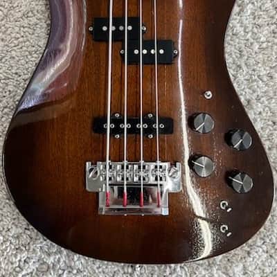 1982 Martin EB-28 Fretless Bass in Sunburst finish with hardshell case -Gorgeous image 4