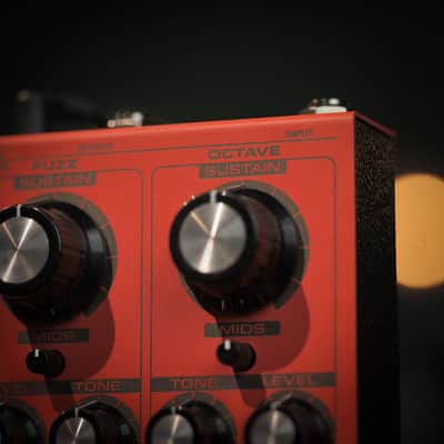 Suhr Thornicus Ian Thornley Signature Fuzz / Octave Fuzz pedal image 3