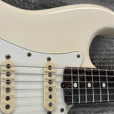 1982 Fender - Stratocaster ST62-65 - Made in Japan - ID 5871 image 7