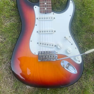 1993 Fender American Vintage '62 Stratocaster image 3