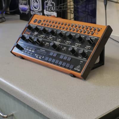 Behringer Grind / Crave / Edge 45° Desktop Synth Studio Wedge Stand image 3