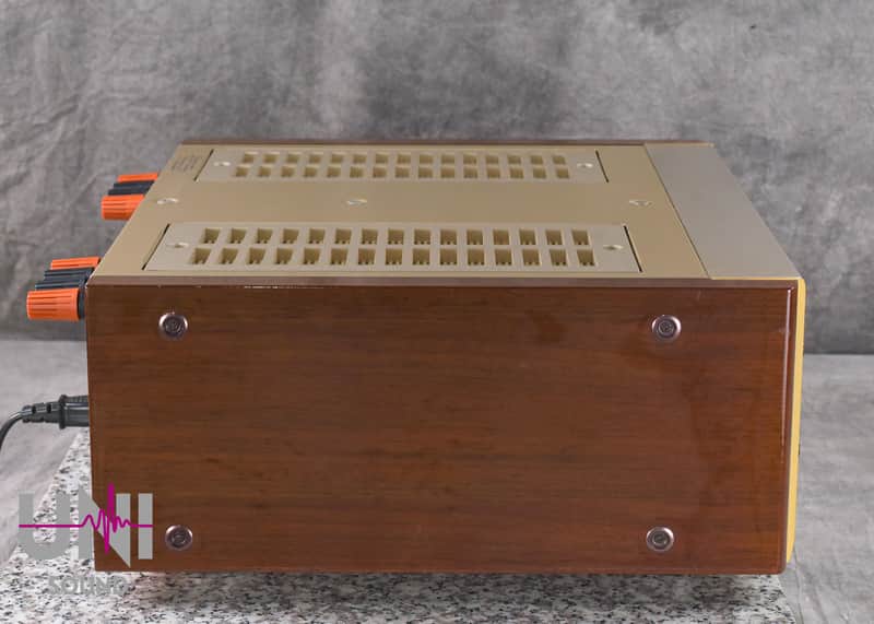 Technics SE-A3000 Stereo Power Amplifier in Very Good | Reverb Estonia