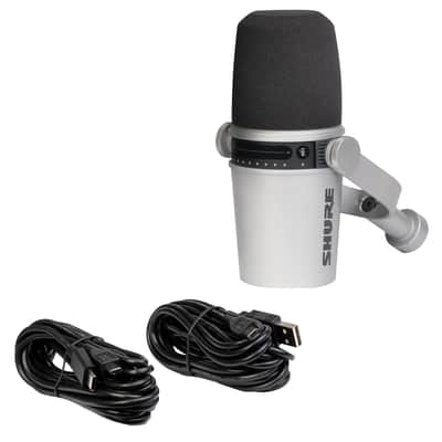 Focusrite Scarlett Solo Audio Recording Interface MV7 Silver Microphone Speakers image 12