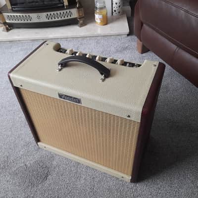 Fender Blues Junior III 12"speaker Special Edition 2010 to 2020 - Burgandy / Cream image 5