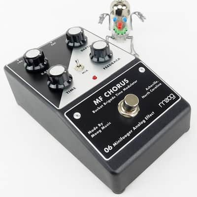 Moog Minifooger MF Chorus V2 MF06 Analog Effect + Neuwertig+ OVP + 1,5J Garantie image 3