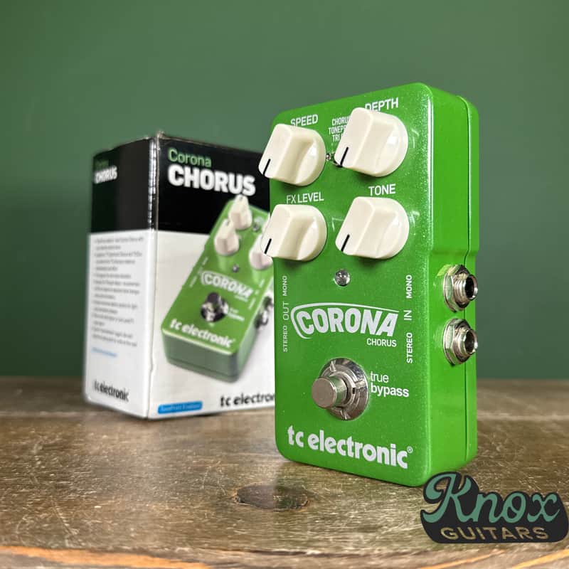 TC Electronic Corona Chorus 2011 - Present - Green image 1