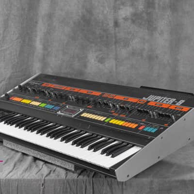Roland Jupiter-8 Polyphonic Analog Synthesizer in Good condition image 3