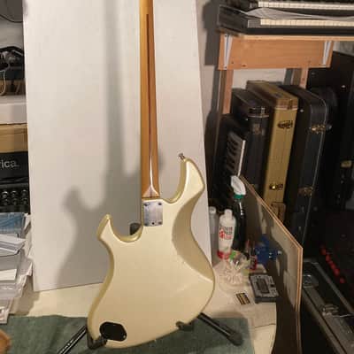 Fender Standard Performer Bass 1985 - 1987 - Frost White image 13