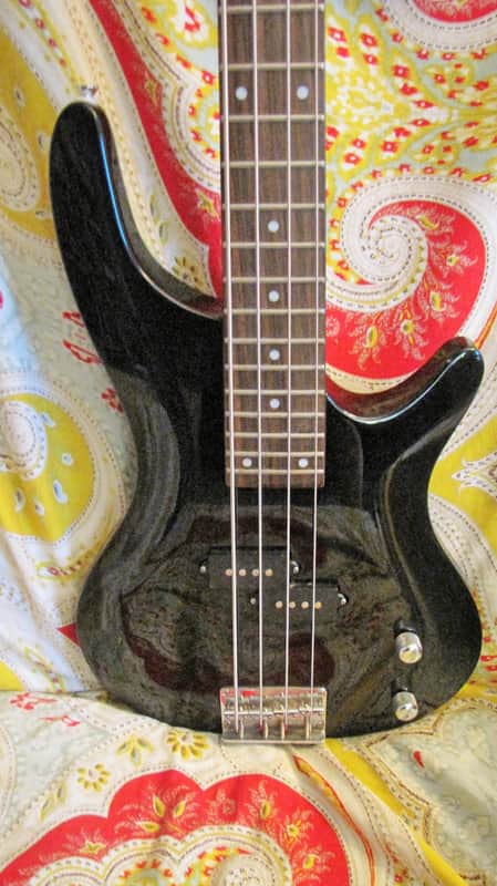 Lyon "Series 4" Bass Guitar by Washburn Black Gloss P-Bass Style image 1