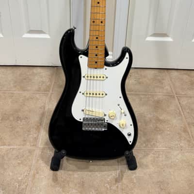 1983 Squier by Fender Bullet S-3T – MIJ – SQ45878 – Original Squier HSC image 1