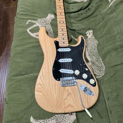 Fender Stratocaster 2017 - Natural Bild 2