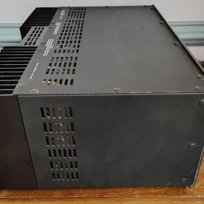 Adcom GFA5555 II amplifier in excellent condition - 1980's image 5
