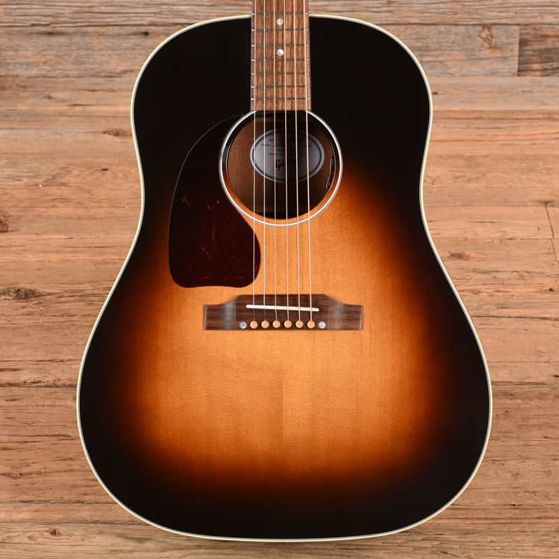 Gibson J-45 Standard