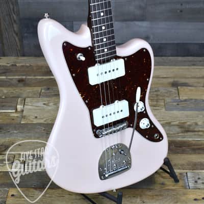 Pre-Owned Fender Limited Edition American Professional Jazzmaster Rosewood - Shell Pink with Hard Shell Case image 10