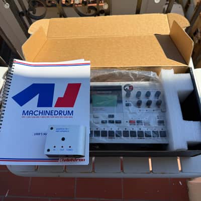 Machinedrum SPS-1UW+ MKII + TM1 + Decksaver image 2
