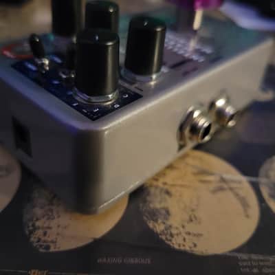 Electro-Harmonix Intelligent Harmony Machine 2021 - Present - Silver image 9