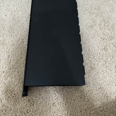 Furman M-8 power conditioner image 2