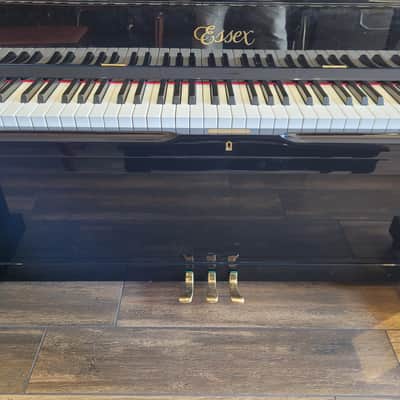 Steinway Essex EUP-123 48.5" Upright Piano image 2