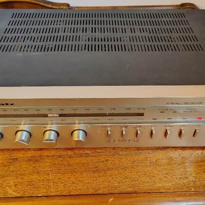 Marantz SR225 receiver in very good condition, serviced - 1980's image 2