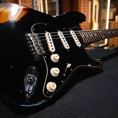 Fender Custom Shop LTD Dual Mag II Stratocaster Relic 2021 - Aged Black over 3-Color Sunburst #3023 image 4