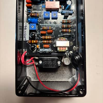 EarthQuaker Devices Erupter Ultimate Fuzz Tone 2017 - Present - Various imagen 8