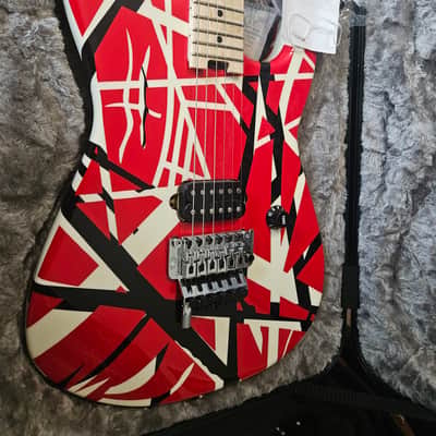 EVH Striped Series Electric Guitar 2013 - Present - Red/Black/White image 8
