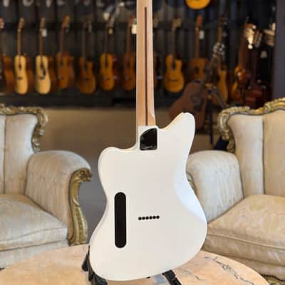 FENDER Jim Root Jazzmaster V4 Arctic White image 4
