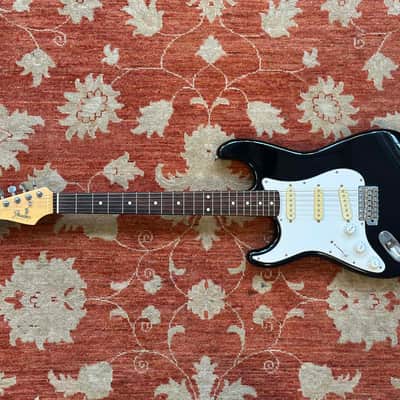 Fender MIJ Left Handed Stratocaster image 3