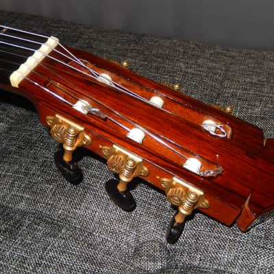 HER MAJESTY YAMAHA GC10F 1968 - WORLD HIGHEST CLASS FLAMENCO CONCERT GUITAR image 16