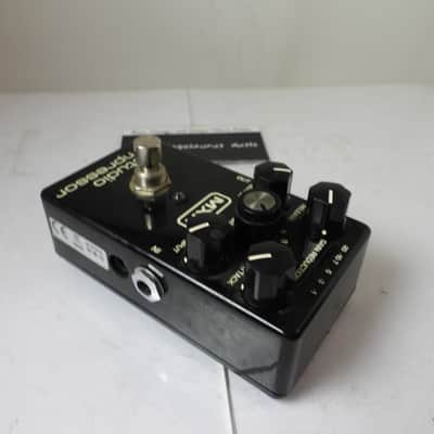 MXR M76 Studio Compressor Effects Pedal Sustain Free USA Shipping image 3