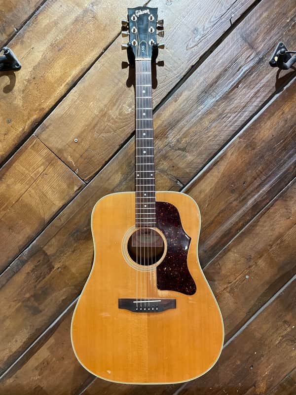 1980 Gibson J-55 Dreadnought Acoustic Guitar, Natural image 1