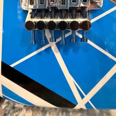 Kramer Gibson USA Music Yo 1984/5150 2006 Blue stripes Frankenstein custom “EVH” image 3