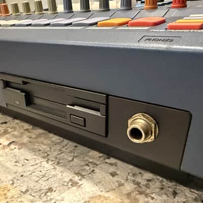 Used Yamaha SU700 (1998-2001) image 12