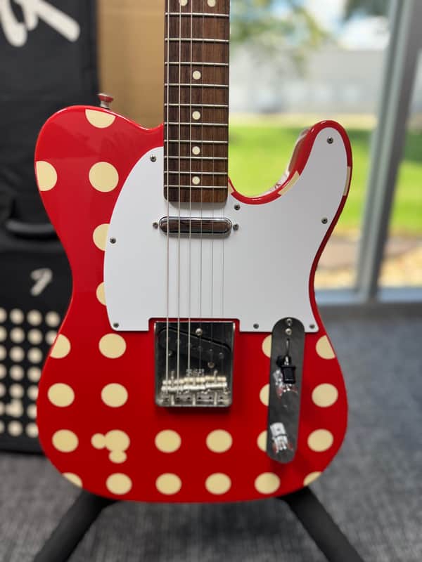 Fender MIJ Limited Edition Disney TL-Minnie Mouse Telecaster 2007-2010
