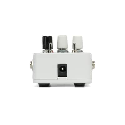 Electro-Harmonix Nano Battalion Bass Preamp and Overdrive *Free Shipping in the USA* image 4