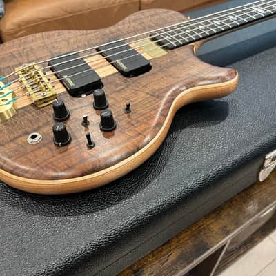 Alembic Crest - Walnut Top Bild 5
