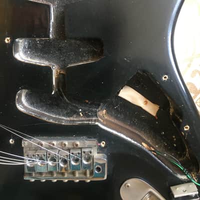 Fender Stratocaster with 3-Bolt Neck, Rosewood Fretboard 1973 - 1978 - Black image 9