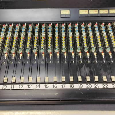 Vintech Audio 273 Mic Preamp Equalizer with X73 Power Supply
