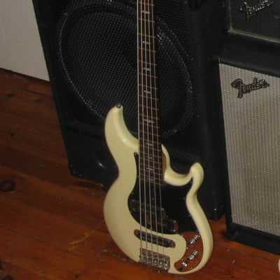 Yamaha BB2025X bass  2011 White image 5