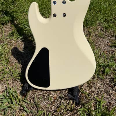 Sadowsky MetroExpress 21-fret Vintage JJ Bass, 5-string 2025 - Olympic White + VTC + Fretwrap image 8