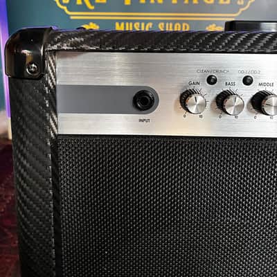 Marshall MG Carbon Fiber MG102CFX 2-Channel 100-Watt 2x12" Solid State Guitar Combo 2011 - 2018 - Black Carbon Fiber image 6