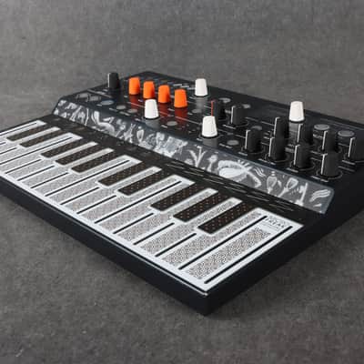Arturia MicroFreak Synthesizer - 2nd Hand image 4
