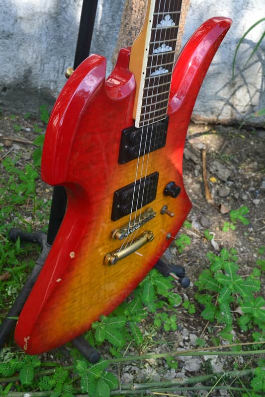Burny Mockingbird MG-105X Hide Model w/ Sustainer Japan | Reverb