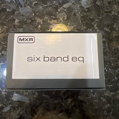 MXR M109S Six Band EQ 2016 - Present - Silver image 2