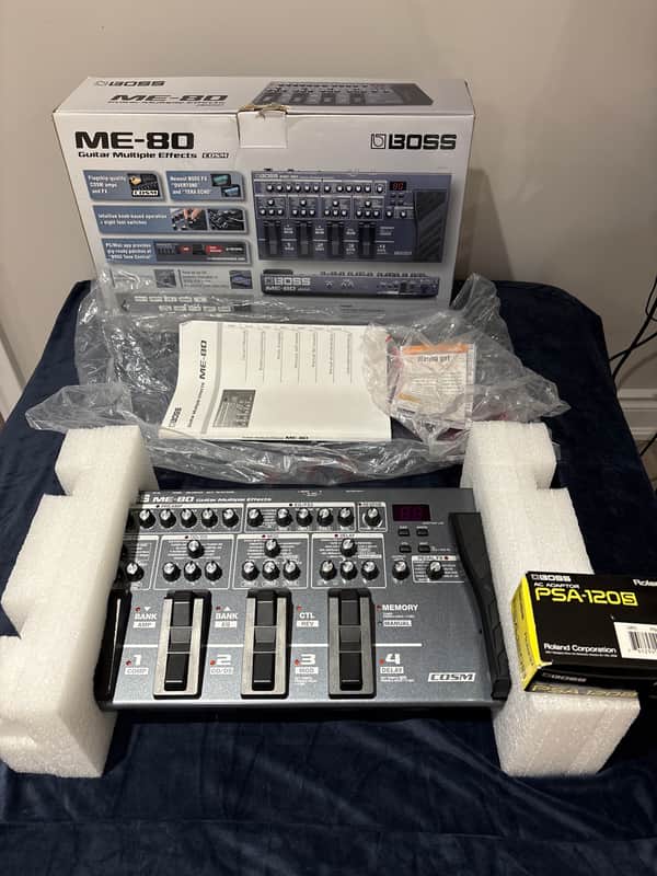 Boss ME-80 Multi-Effect Unit with AC Adaptor (Mint conditions) image 1