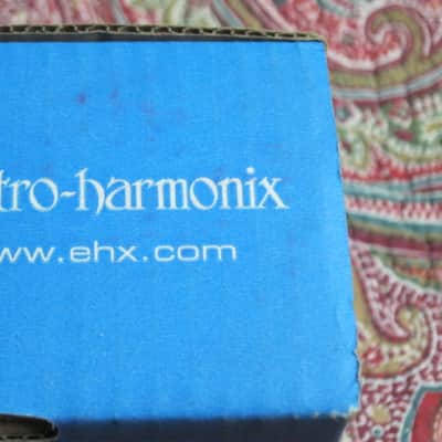mostly very clean Electro Harmonix EMPTY CARDBOARD BOX + orig Owner's Manual ONLY for Nano Looper 360 (NO pedal, NO power supply, NO warranty / registration paperwork) 2014 (2010s) BOX: cardboard - OUTER AREAS blue / GRAPHIC black & white, white image 16