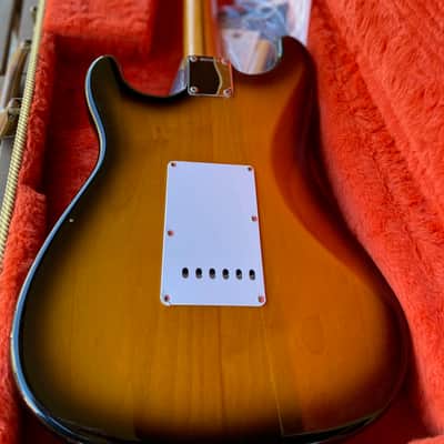 Fender American Vintage '57 Stratocaster 1990s - 2-Color Sunburst image 12