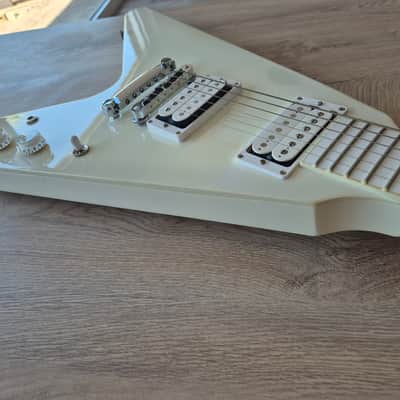 Gibson Flying V Snow falcon 2013 - Limited 500 image 16