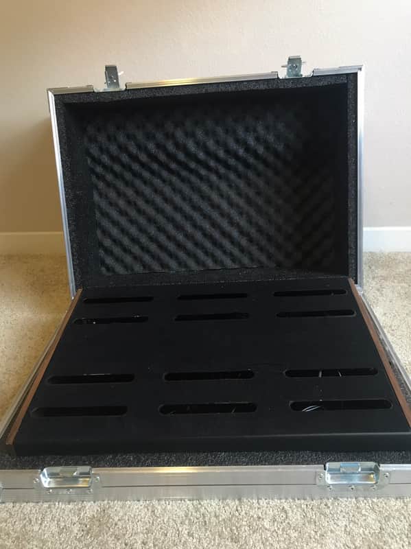 Creation Music Company Elevation 24x16 Pedal Board Walnut image 1