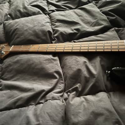 Jet JJB-300 SB Electric Bass Guitar Sunburst image 9